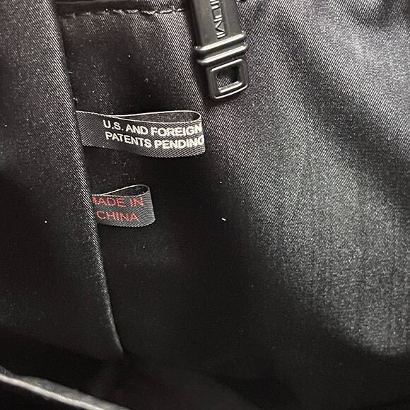 TUMI Leather Briefcase Laptop Bag Black - Picture 12 of 15